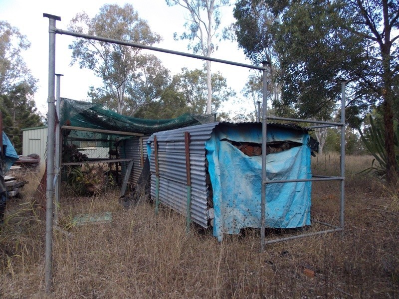 89 Heights Road, Nanango QLD 4615