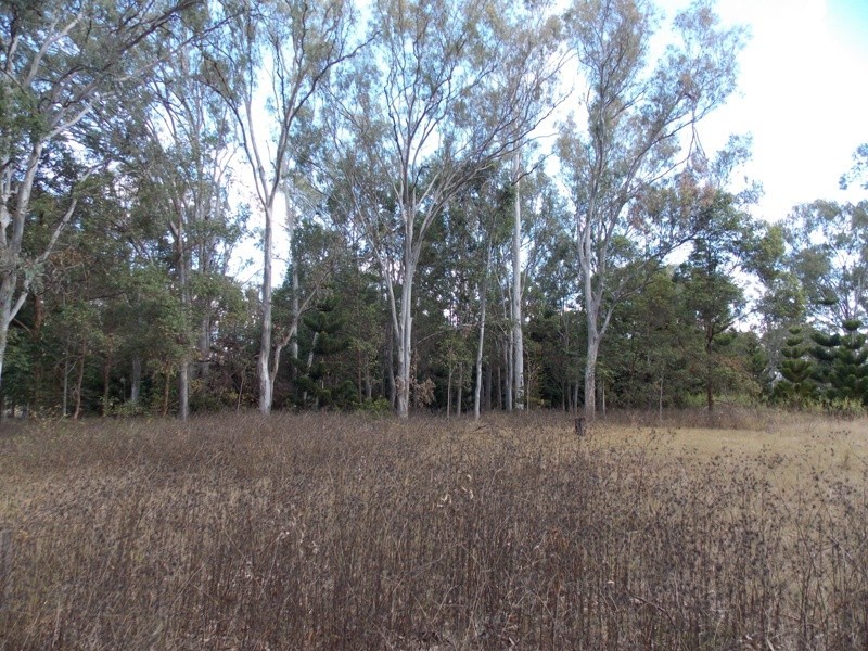 89 Heights Road, Nanango QLD 4615