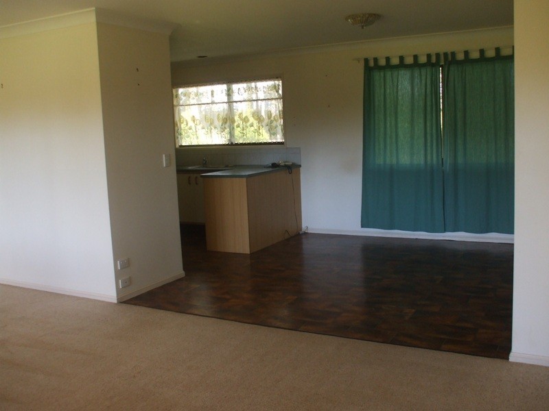 137 Crow Nest Road, Blackbutt QLD 4306