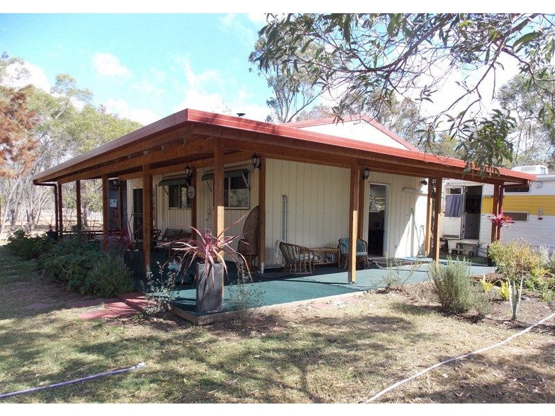 48 Elouera Drive, Nanango QLD 4615