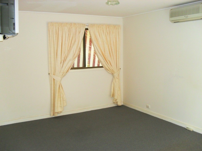 10 Hospital Terrace, Nanango QLD 4615