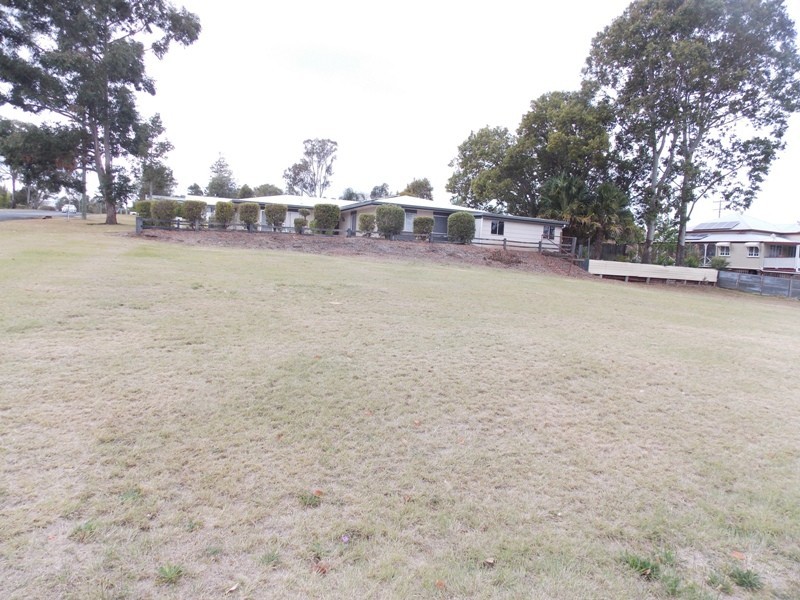 43 GOODE STREET, Nanango QLD 4615