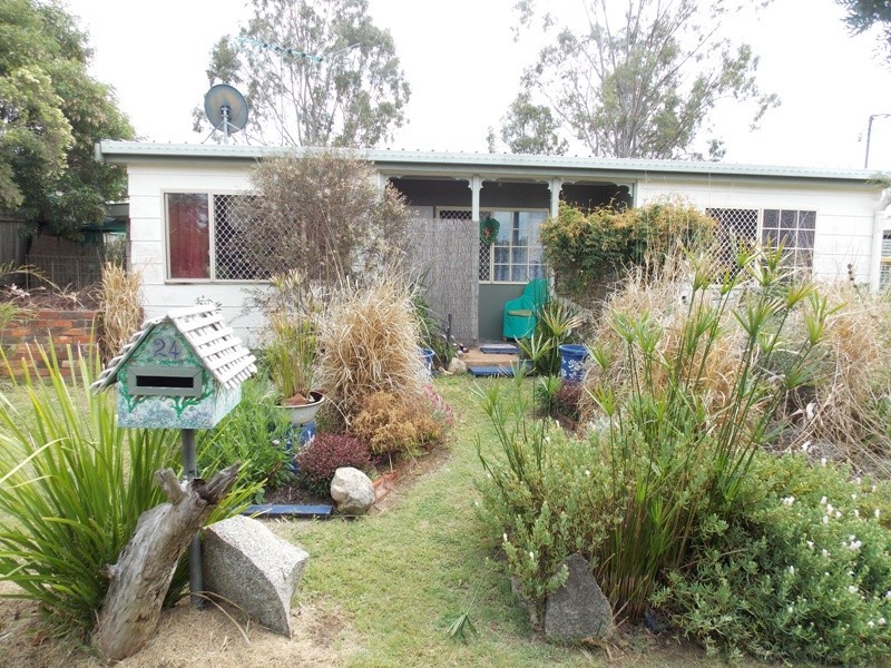 24 WILLS STREET, Nanango QLD 4615