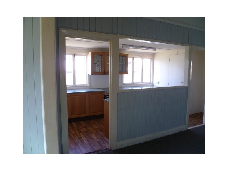 1 HUNTER STREET, Nanango QLD 4615