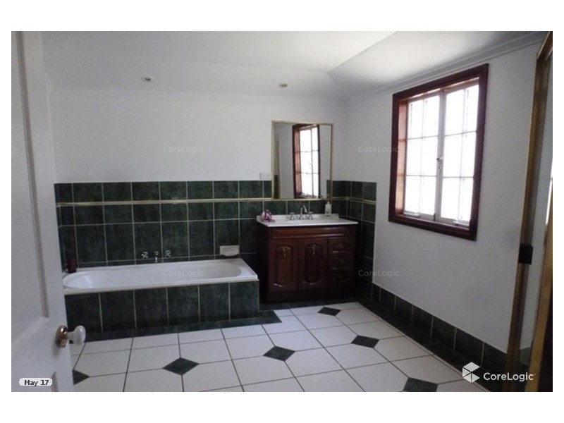 285 HALY STREET, Kingaroy QLD 4610