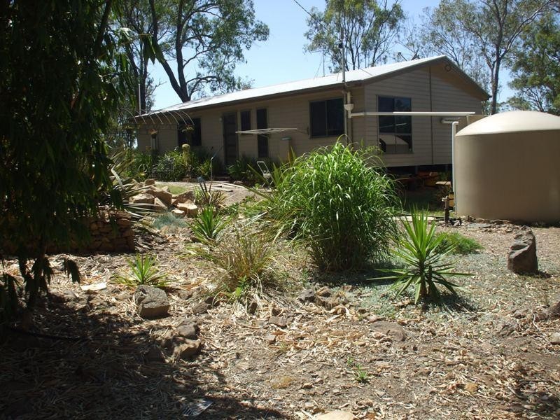 2 and 2a Millar, Yarraman QLD 4614