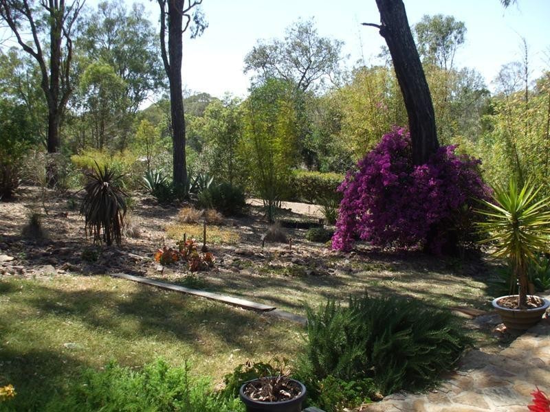 2 and 2a Millar, Yarraman QLD 4614