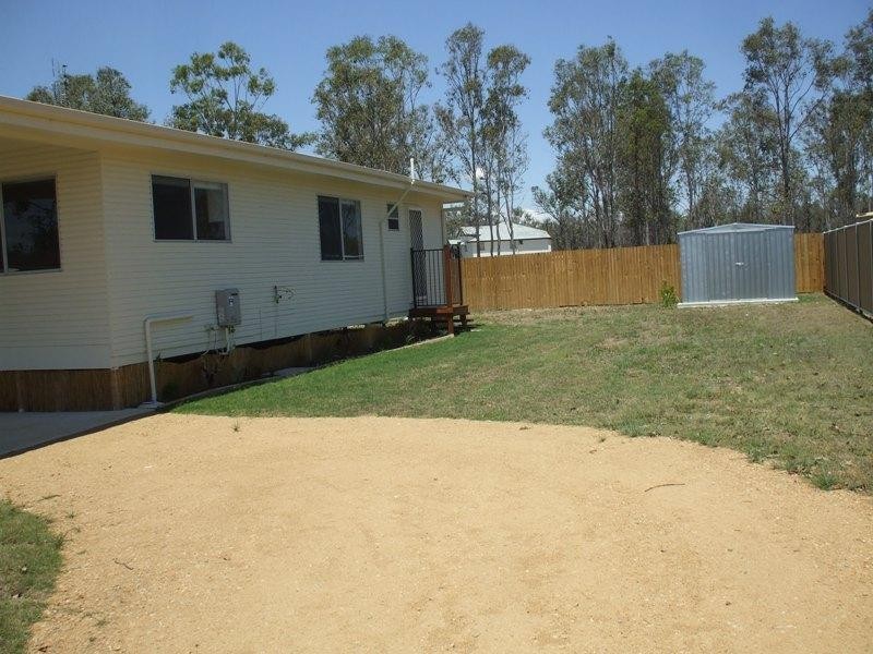 2 Booneene Court, Nanango QLD 4615