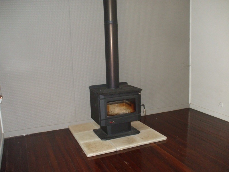 Blackbutt QLD 4306