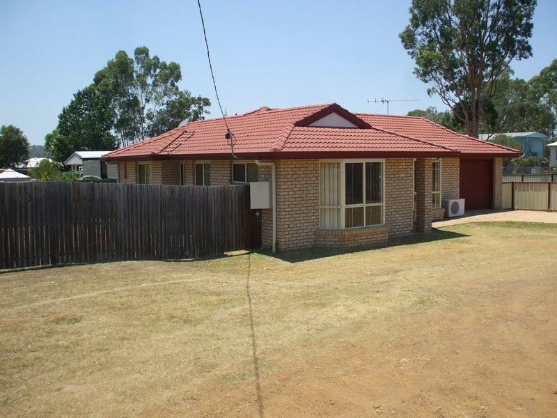 56 Cairns, Nanango QLD 4615