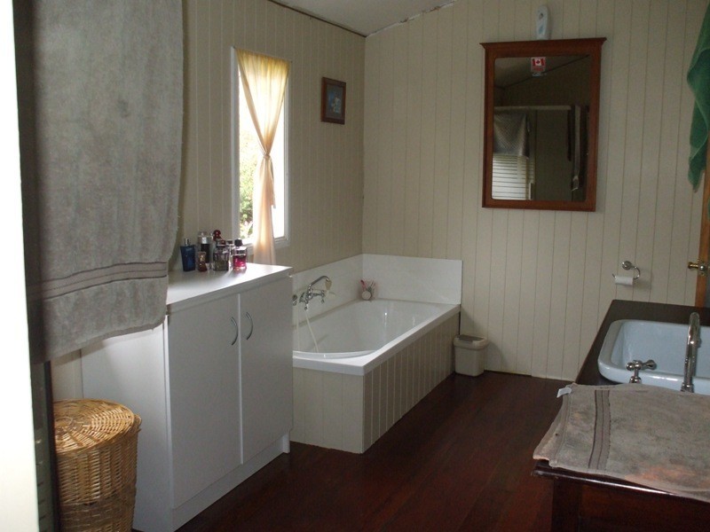 Nanango QLD 4615