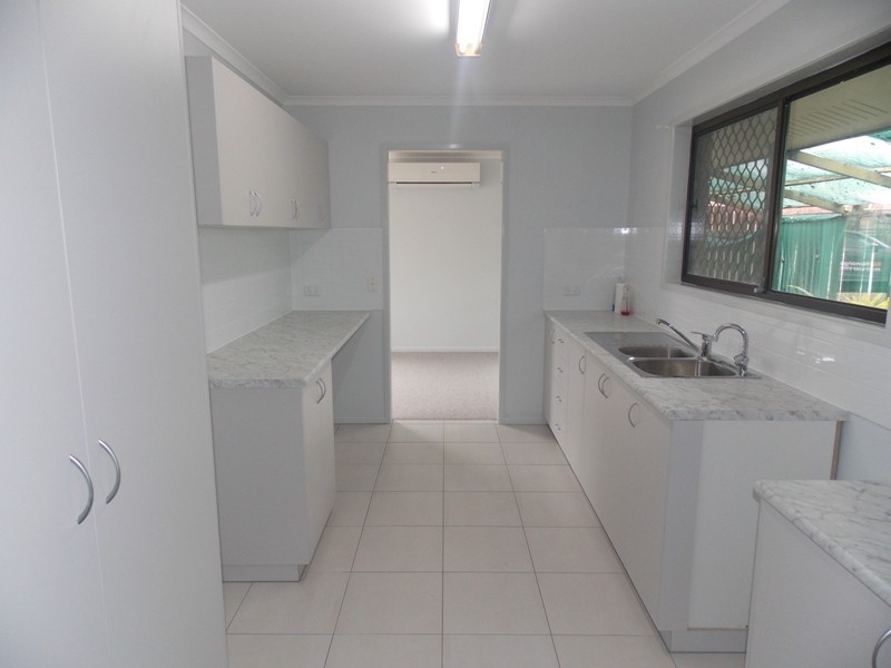 17 FAIRWAY DRIVE, Nanango QLD 4615