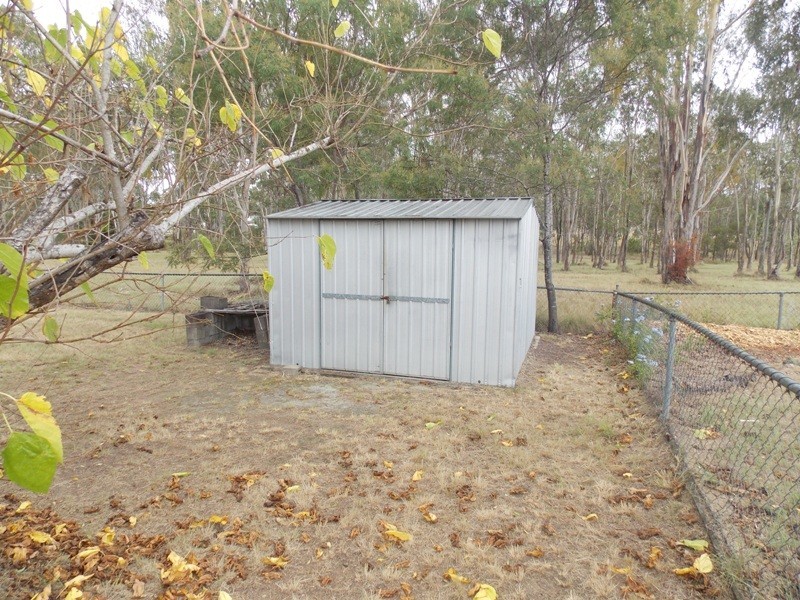 17 FAIRWAY DRIVE, Nanango QLD 4615