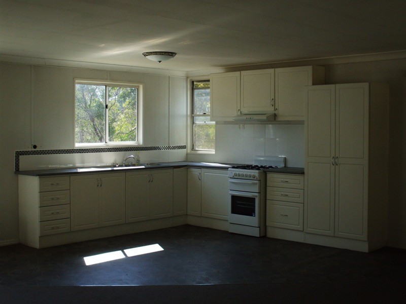 39 McLaughlan Road, Benarkin QLD 4306