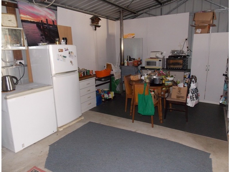 29 Oliver Road, Nanango QLD 4615