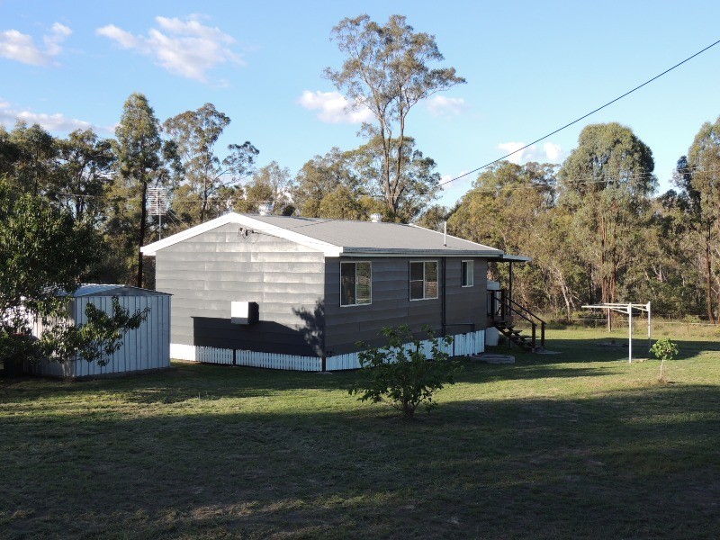 40 Pitts Road, Nanango QLD 4615