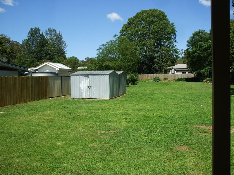 31  Hart Street, Blackbutt QLD 4306