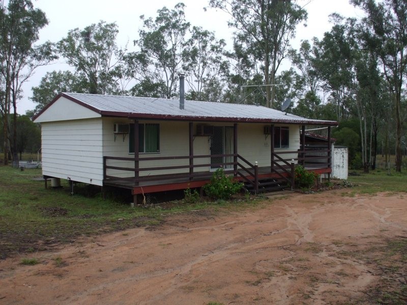 202 Carbeen Cres, Nanango QLD 4615