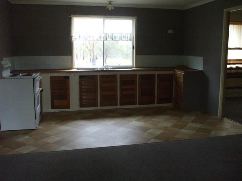 202 Carbeen Cres, Nanango QLD 4615