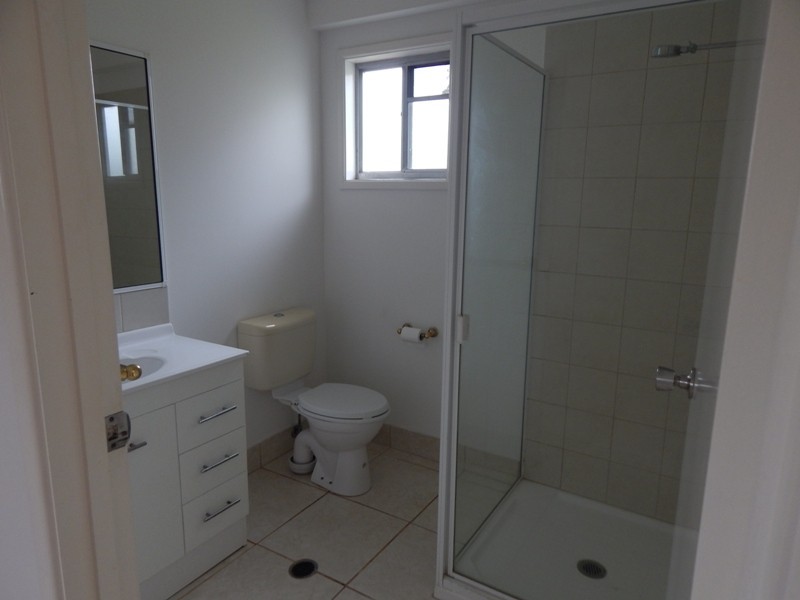 4 Booneene Court, Nanango QLD 4615