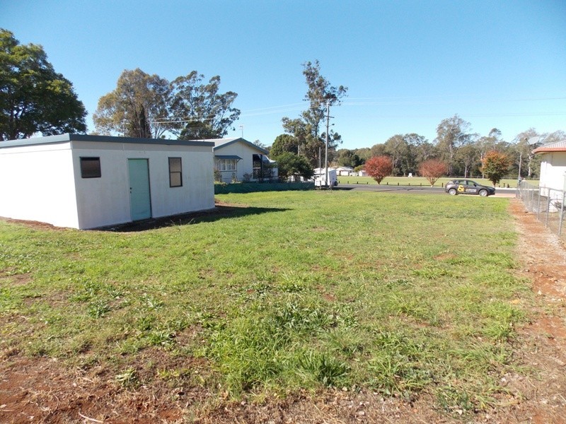 27 MARGARET STREET, Yarraman QLD 4614