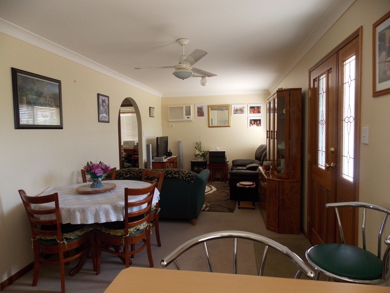 29 Bunker Ave, Nanango QLD 4615