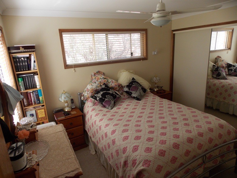 29 Bunker Ave, Nanango QLD 4615