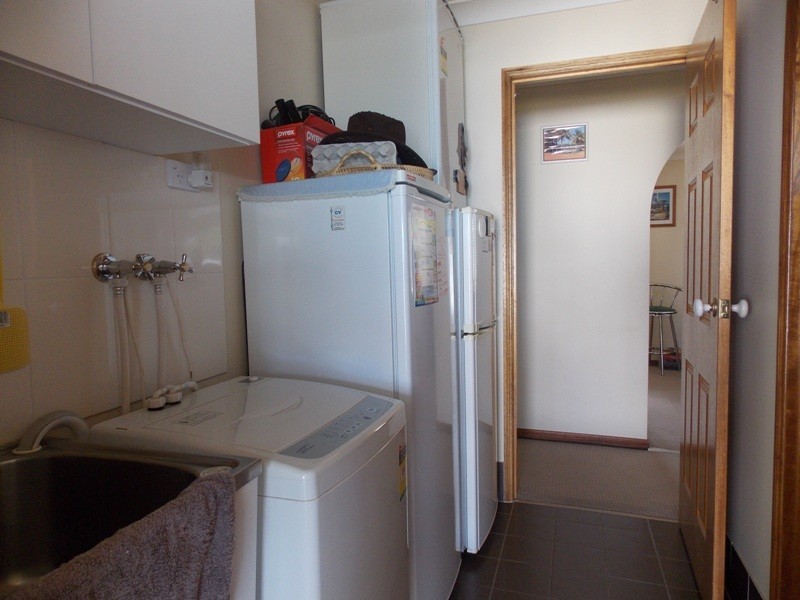 29 Bunker Ave, Nanango QLD 4615