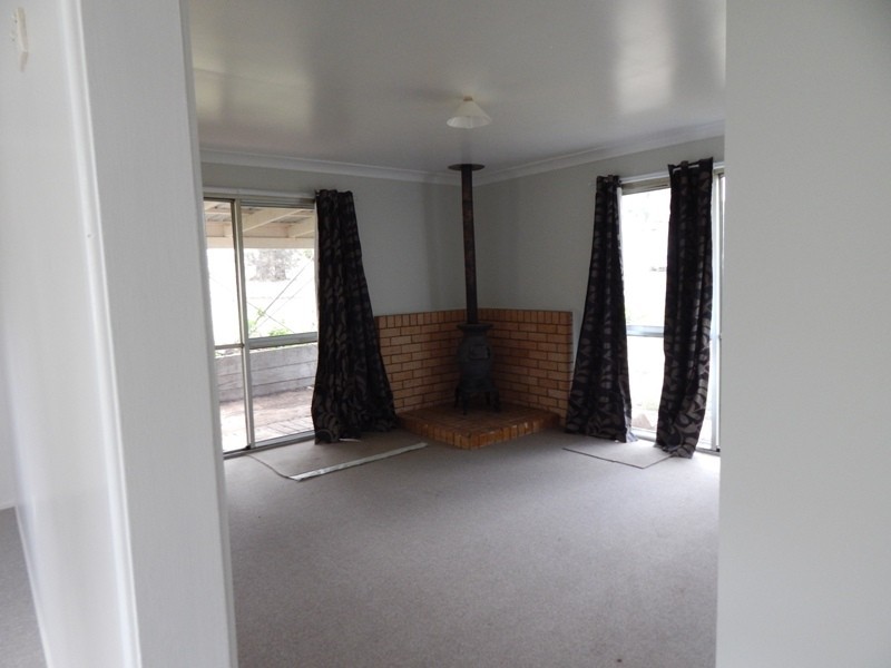 24 Millar, Blackbutt QLD 4306