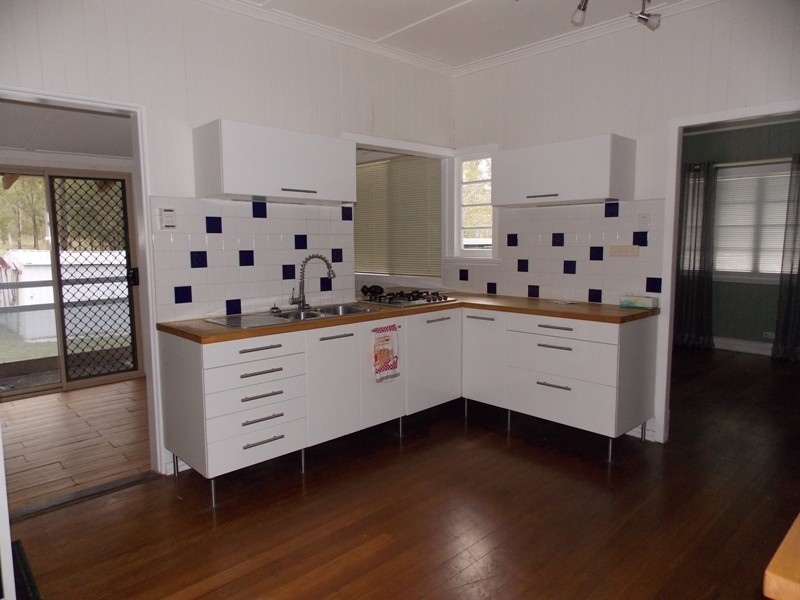 260 Old Esk Nth Road, Nanango QLD 4615