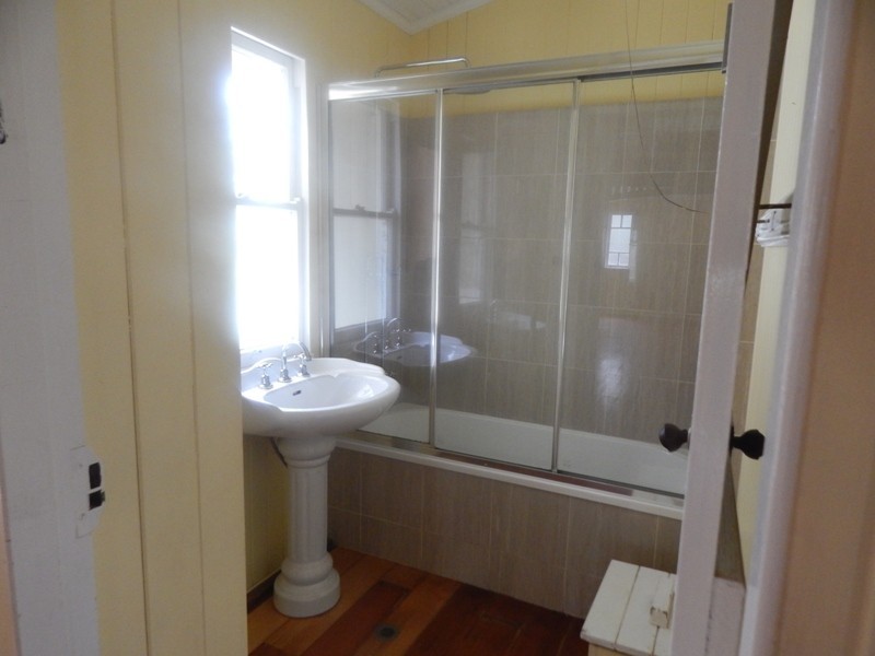 293 Bowman Road, Blackbutt QLD 4306