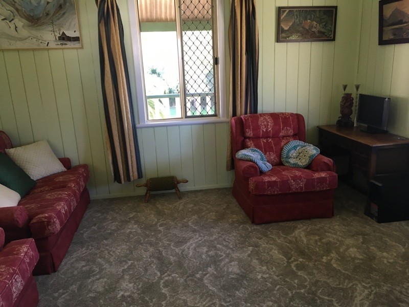 11 GIPPS STREET, Nanango QLD 4615