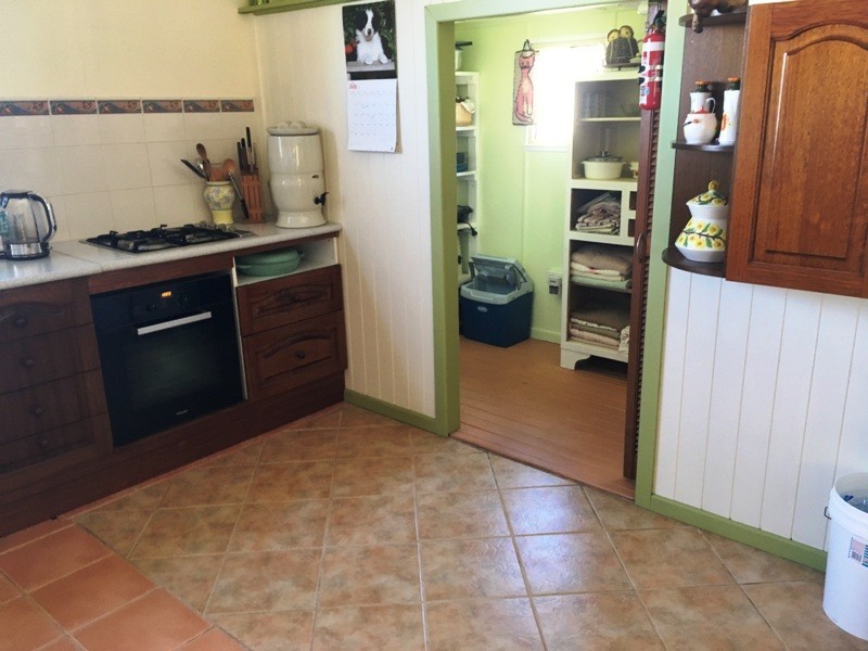 11 GIPPS STREET, Nanango QLD 4615