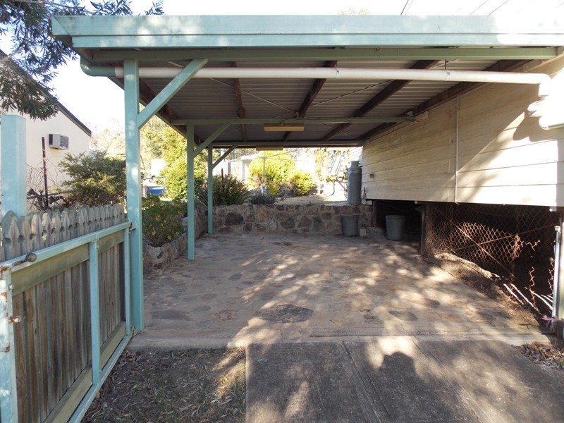 8 HUNTER STREET, Nanango QLD 4615