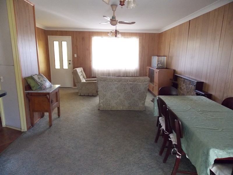 8 HUNTER STREET, Nanango QLD 4615
