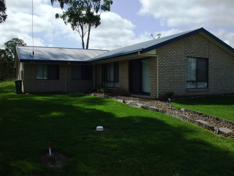 16 Wickham, Nanango QLD 4615