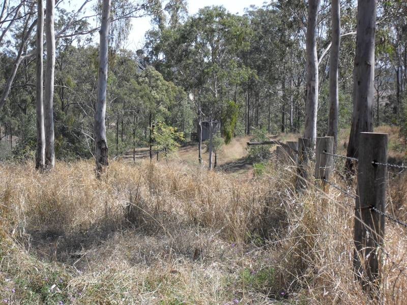 80 Heights Road, Nanango QLD 4615