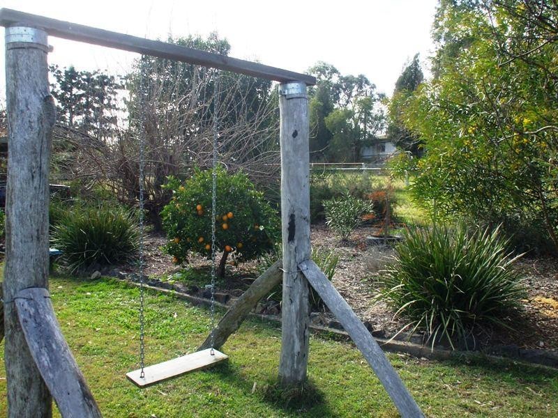 92 Burnett Street, Nanango QLD 4615