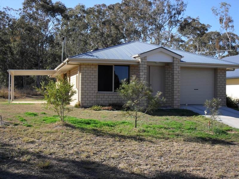 4  Dalkeith Street, Nanango QLD 4615