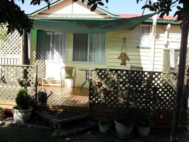 81 Gipps Street, Nanango QLD 4615