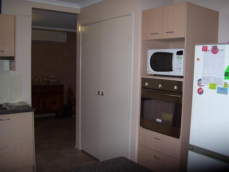 13  McConnells Road, Nanango QLD 4615