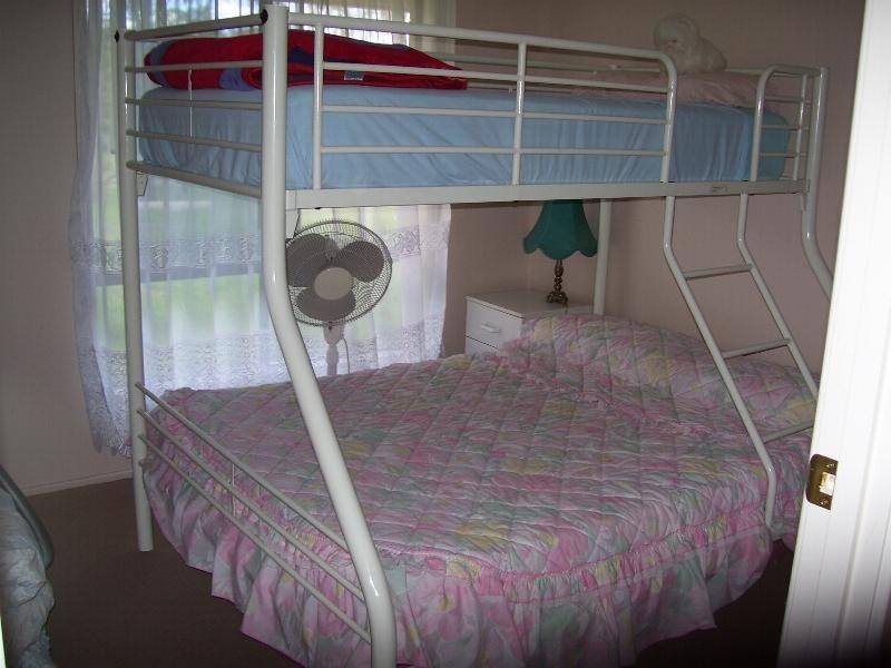 13  McConnells Road, Nanango QLD 4615