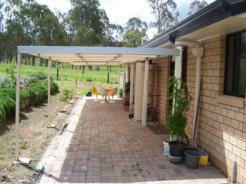 13  McConnells Road, Nanango QLD 4615