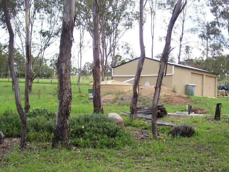 13  McConnells Road, Nanango QLD 4615