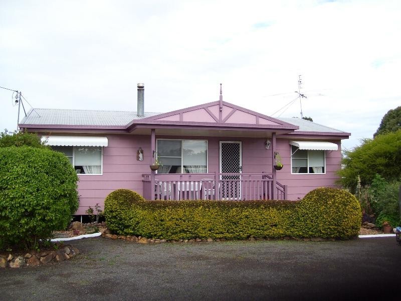 62 Dugdell Road, Nanango QLD 4615