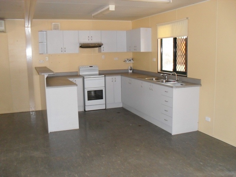 218 Carbeen Crescent, Nanango QLD 4615