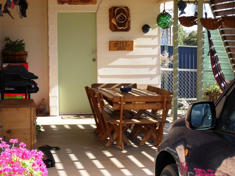 19 Hunter Street, Nanango QLD 4615