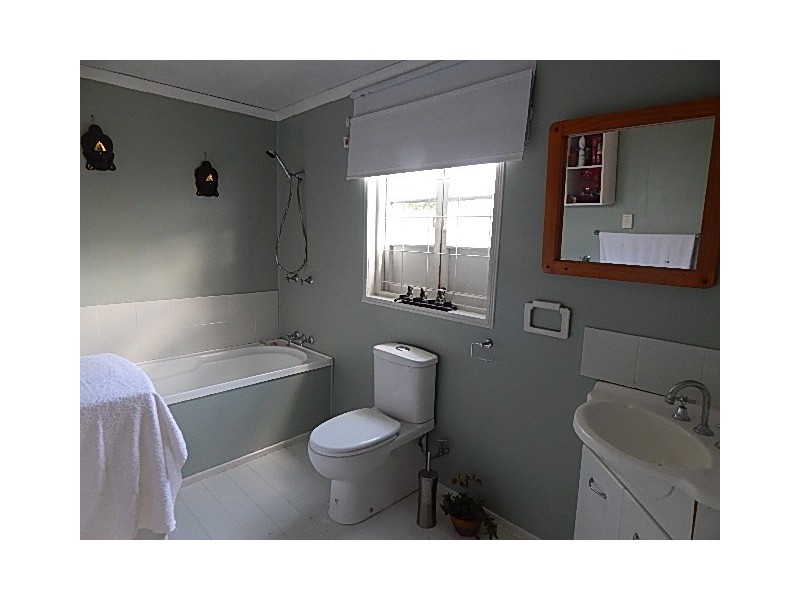 26 Scott Street, Nanango QLD 4615