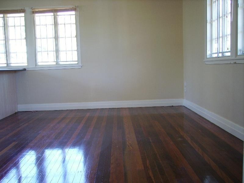 15 Dalkeith Street, Nanango QLD 4615