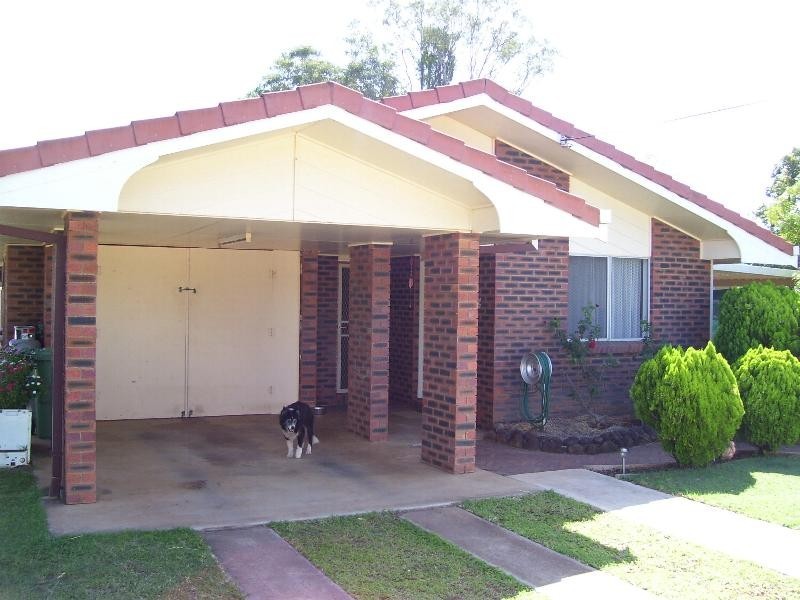 12 Lee Court, Nanango QLD 4615